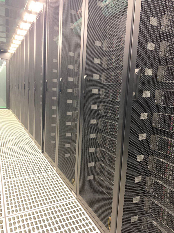 IDC電信機(jī)柜特價3600元/月 42U標(biāo)準(zhǔn)機(jī)柜/10ip/10A電/100M帶寬